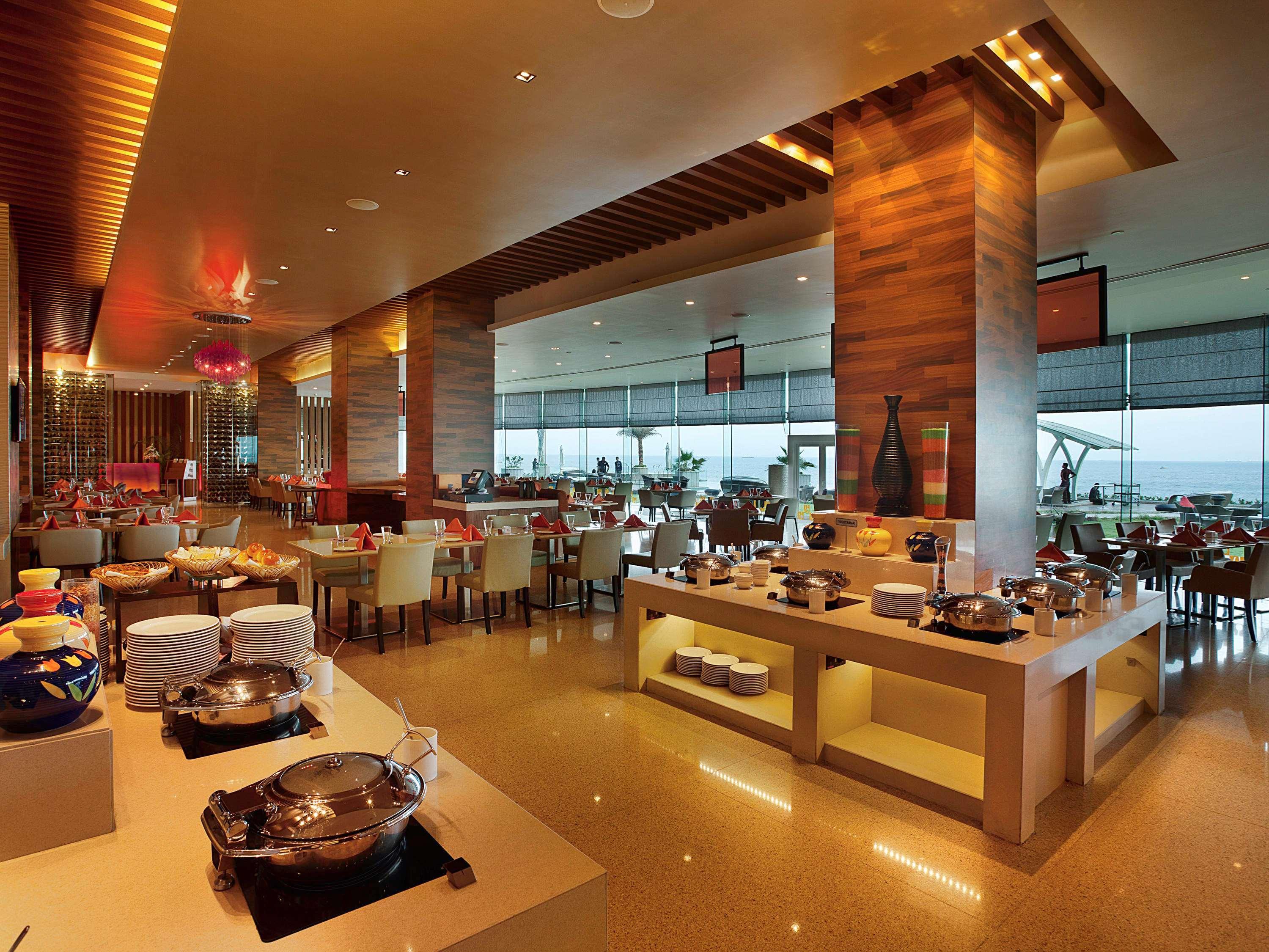 Novotel Visakhapatnam Varun Beach Εξωτερικό φωτογραφία The Park, Hyderabad